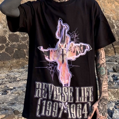 市场上装-T恤-电商T恤