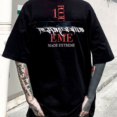 市场上装-T恤-电商T恤