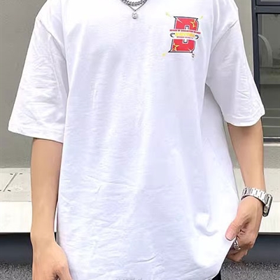 市场上装-T恤-电商T恤