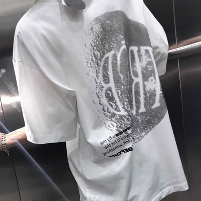 市场上装-T恤-电商T恤