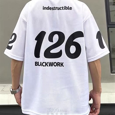 市场上装-T恤-电商T恤