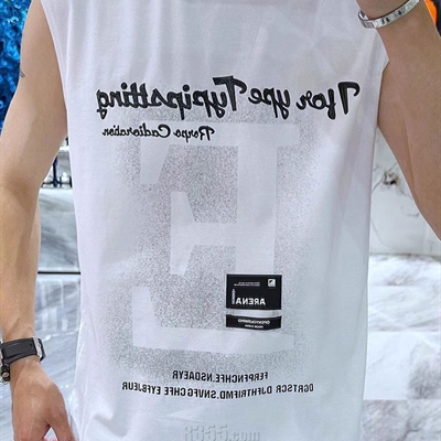 市场上装-T恤-欧货T恤