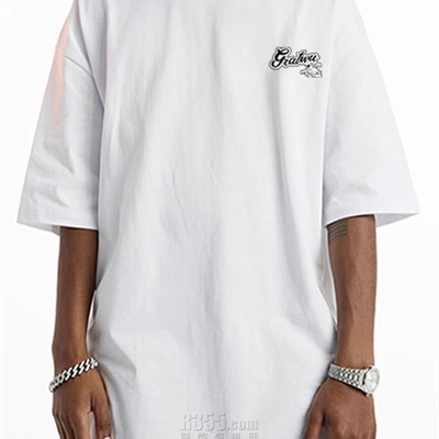 市场上装-T恤-电商T恤