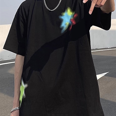 市场上装-T恤-电商T恤