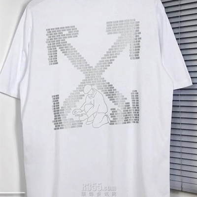 市场上装-T恤-欧货T恤