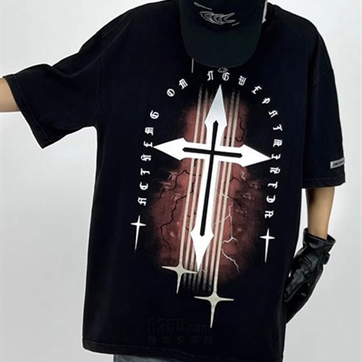 市场上装-T恤-电商T恤