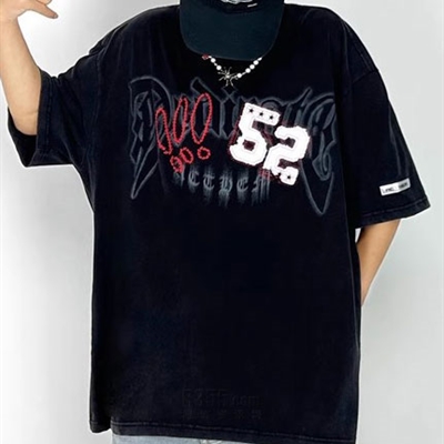 市场上装-T恤-电商T恤