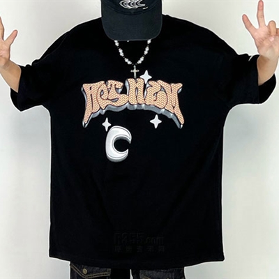 市场上装-T恤-电商T恤