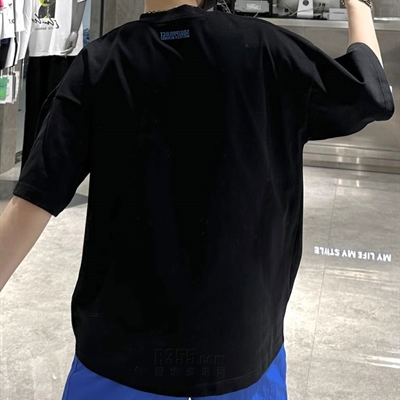 市场上装-T恤-休闲T恤