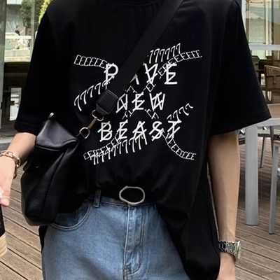 市场上装-T恤-电商T恤