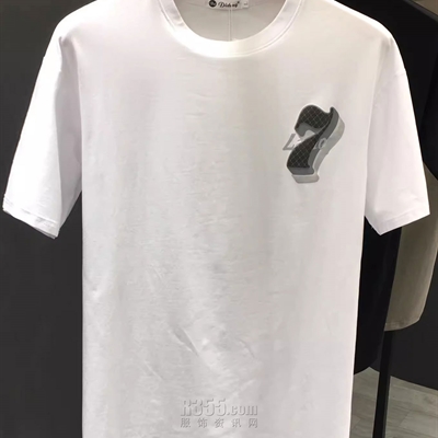 市场上装-T恤-休闲T恤