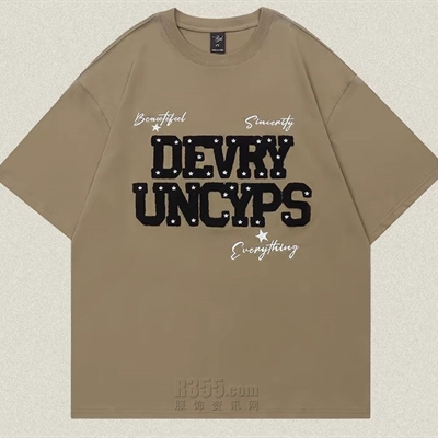 市场上装-T恤-电商T恤