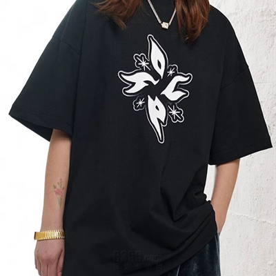 市场上装-T恤-电商T恤