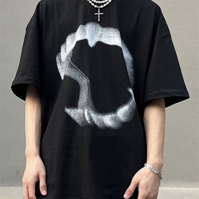 市场上装-T恤-电商T恤