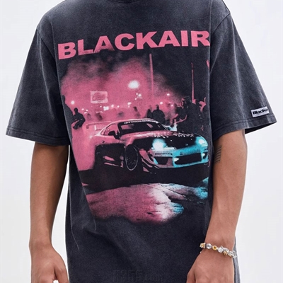 市场上装-T恤-电商T恤