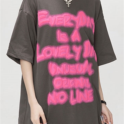 市场上装-T恤-电商T恤