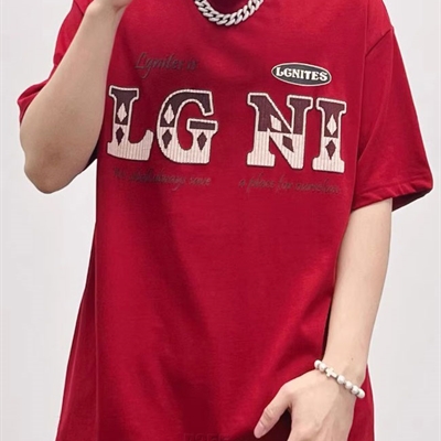 市场上装-T恤-电商T恤