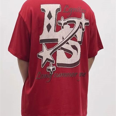 市场上装-T恤-电商T恤