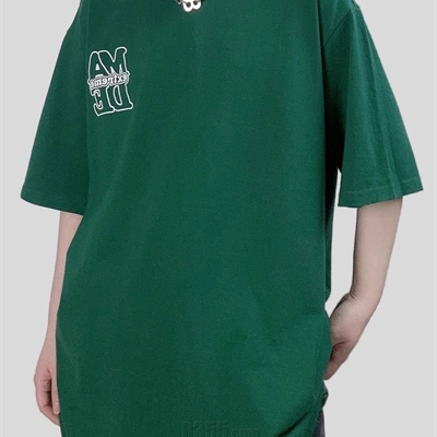 市场上装-T恤-电商T恤