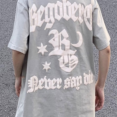 市场上装-T恤-电商T恤