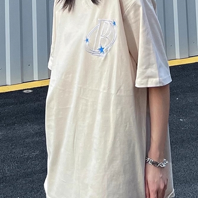 市场上装-T恤-电商T恤