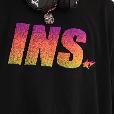 市场上装-T恤-电商T恤