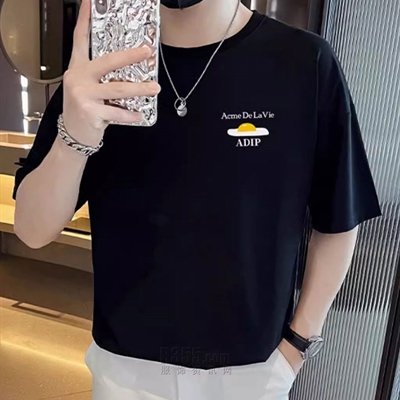 市场上装-T恤-电商T恤