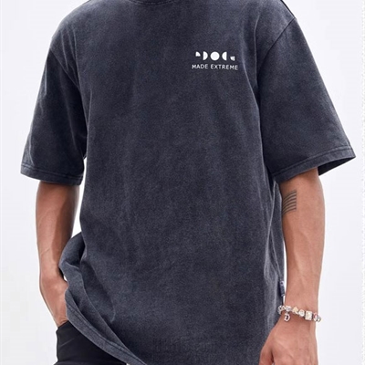 市场上装-T恤-电商T恤