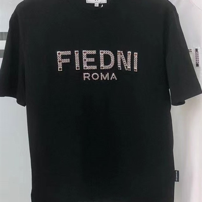 市场上装-T恤-欧货T恤