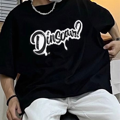 市场上装-T恤-电商T恤