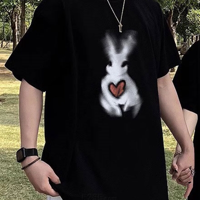 市场上装-T恤-电商T恤