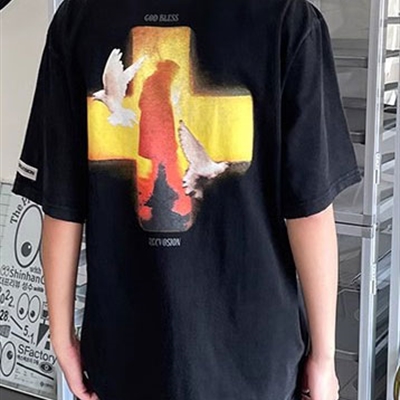 市场上装-T恤-电商T恤