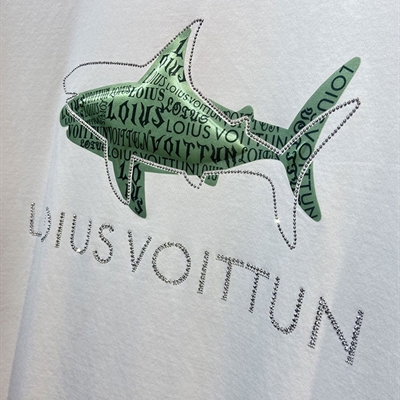 市场上装-T恤-欧货T恤