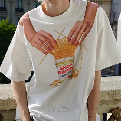 市场上装-T恤-电商T恤