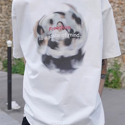 市场上装-T恤-电商T恤