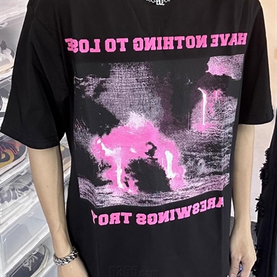 市场上装-T恤-电商T恤