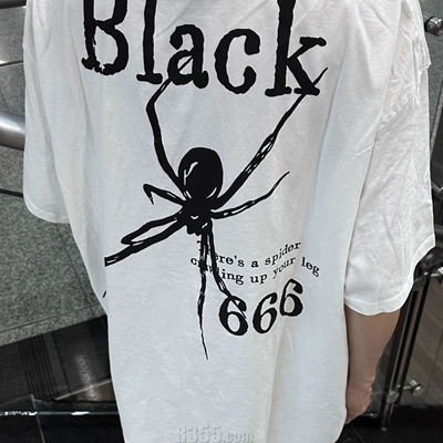 市场上装-T恤-电商T恤