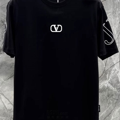 市场上装-T恤-欧货T恤