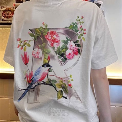 市场上装-T恤-电商T恤