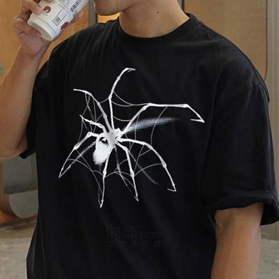 市场上装-T恤-电商T恤