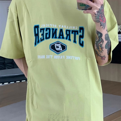 市场上装-T恤-电商T恤