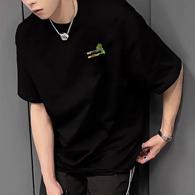 市场上装-T恤-电商T恤