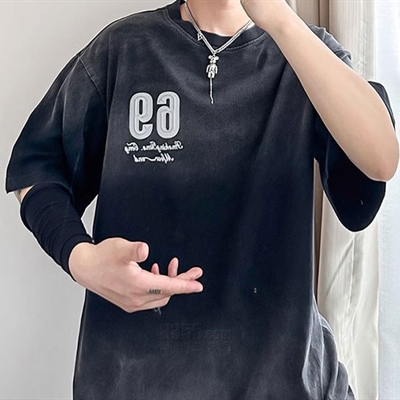 市场上装-T恤-电商T恤