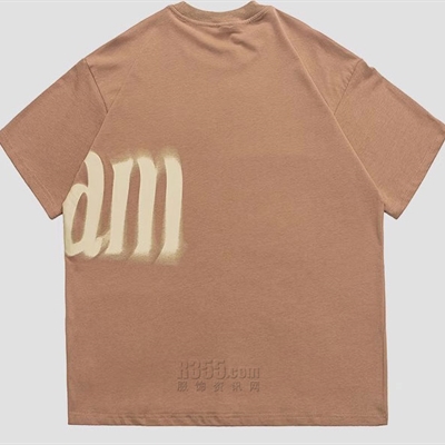 市场上装-T恤-电商T恤