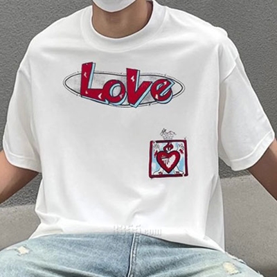 市场上装-T恤-电商T恤