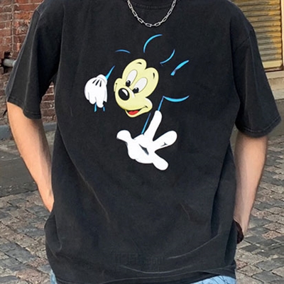 市场上装-T恤-电商T恤