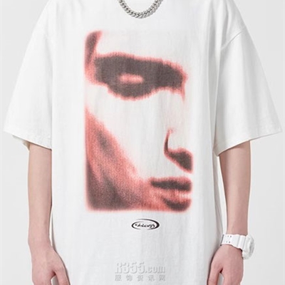 市场上装-T恤-电商T恤