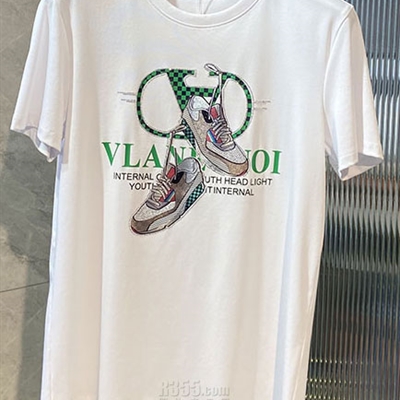 市场上装-T恤-欧货T恤