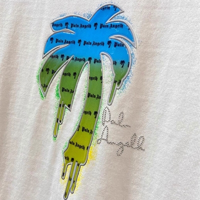 市场上装-T恤-欧货T恤