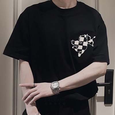 市场上装-T恤-电商T恤